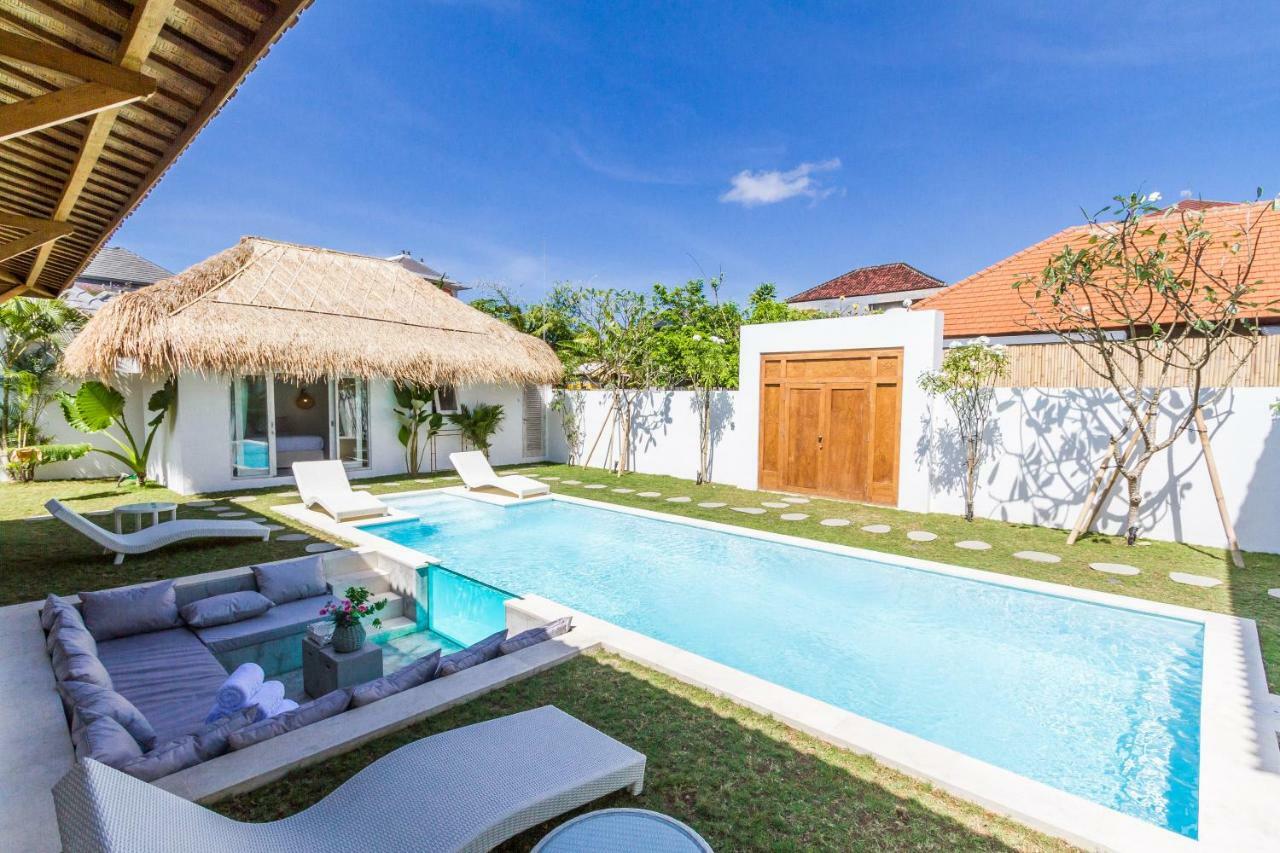 Villa Opaline Seminyak Esterno foto