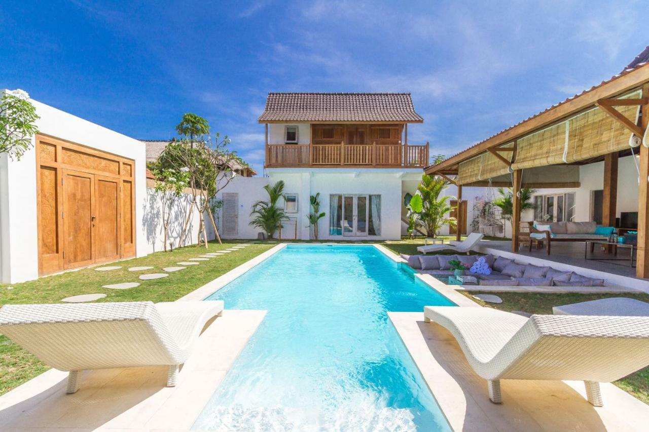 Villa Opaline Seminyak Esterno foto